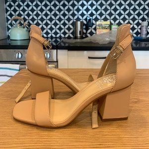 NEVER WORN Vince Camuto Beige Heels